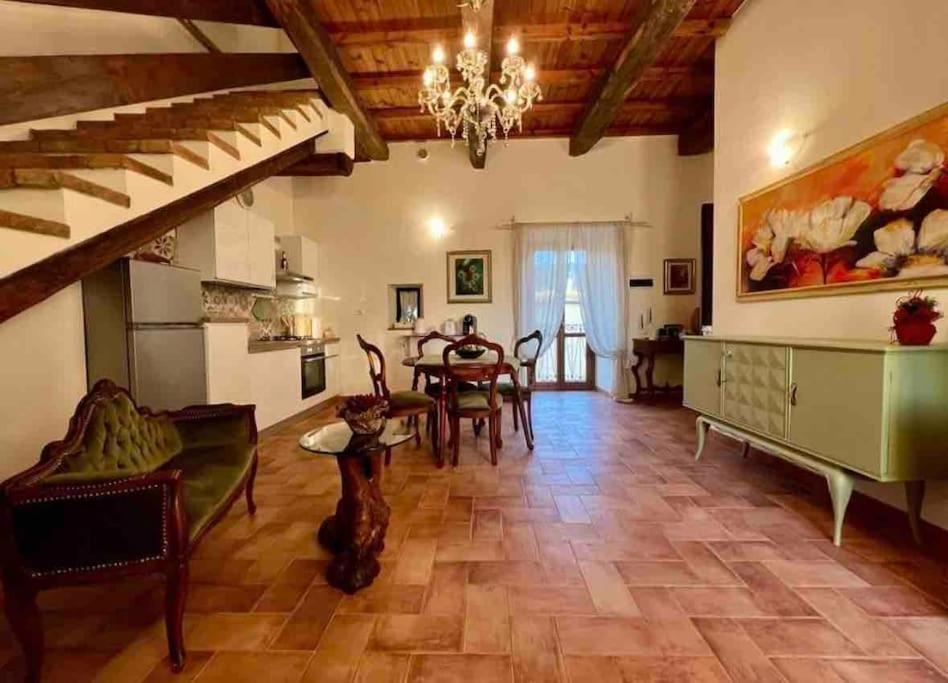 La Casina Di Nada Lejlighed Massa Martana Eksteriør billede